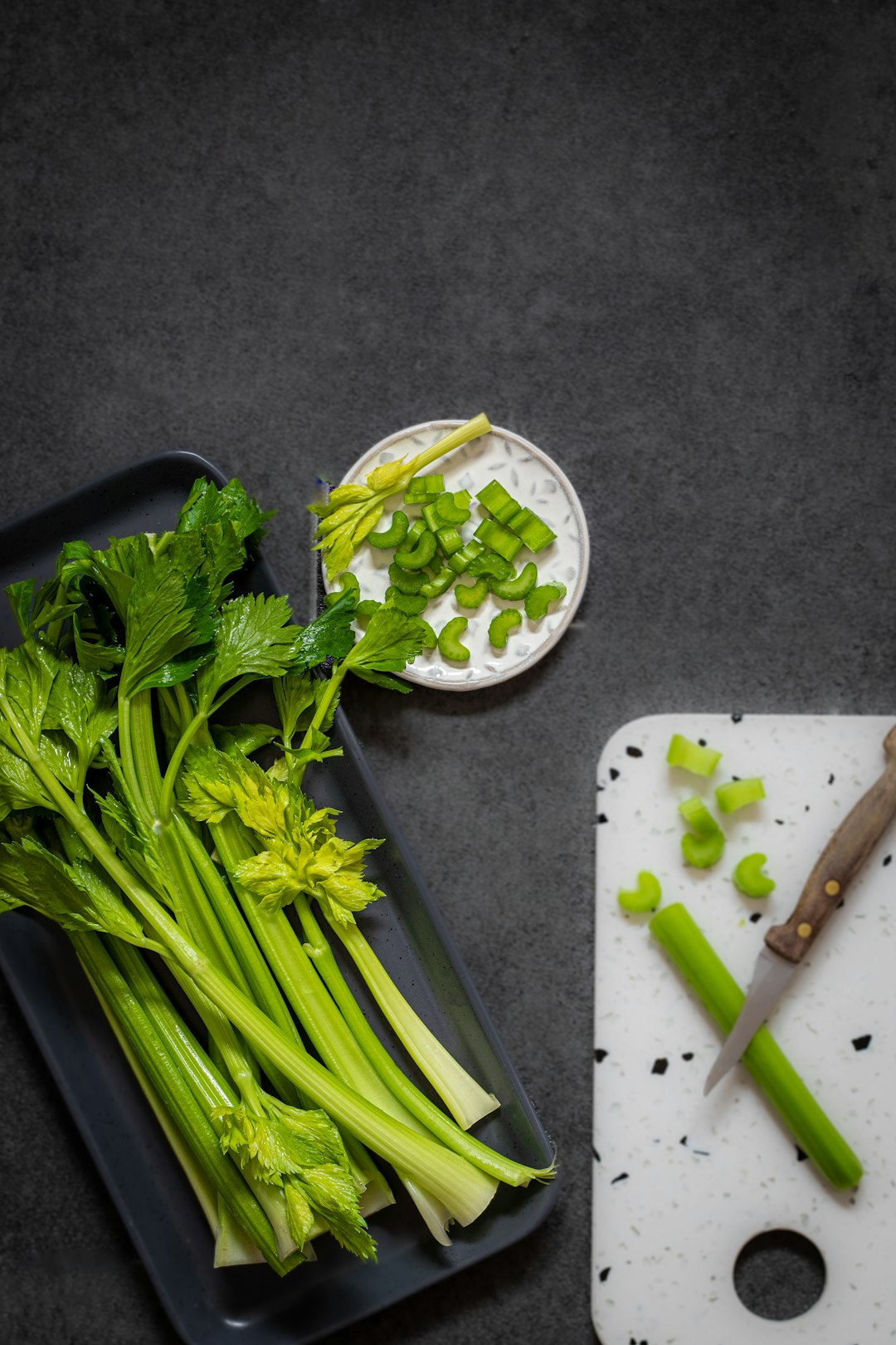 Celery Maximizes Mineral Content Fresh (image credits: unsplash)