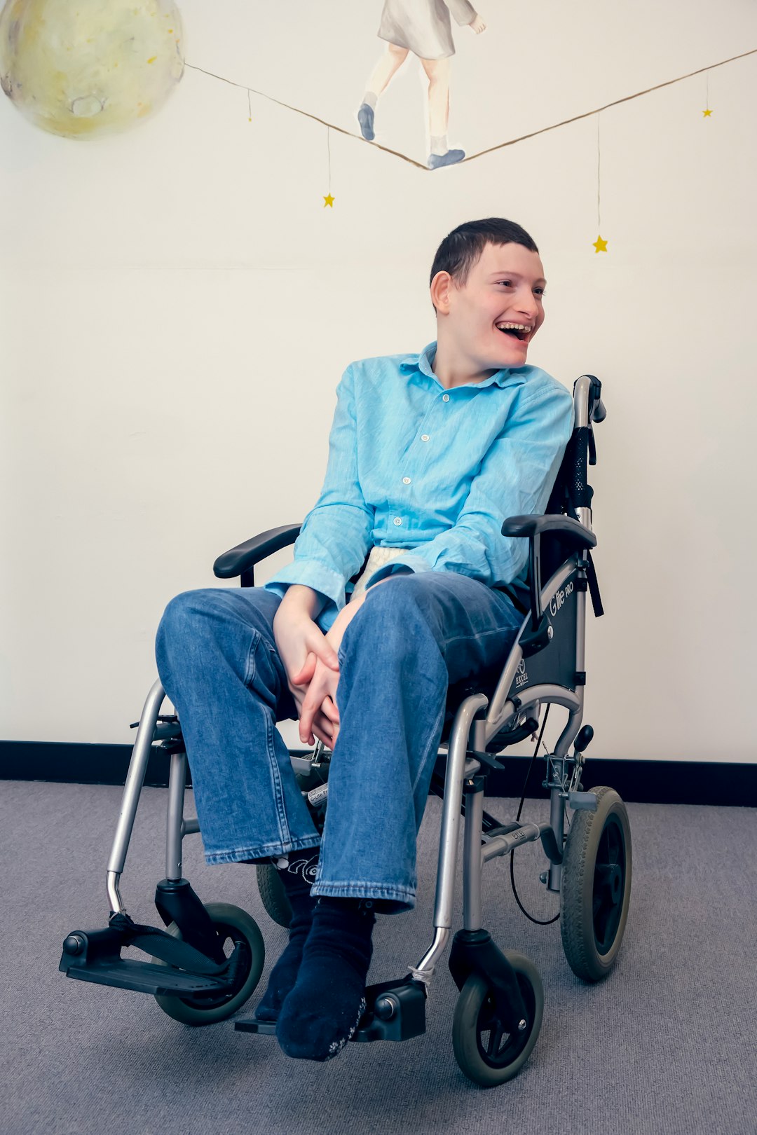 Difficulty Walking or Balance Problems (image credits: unsplash)