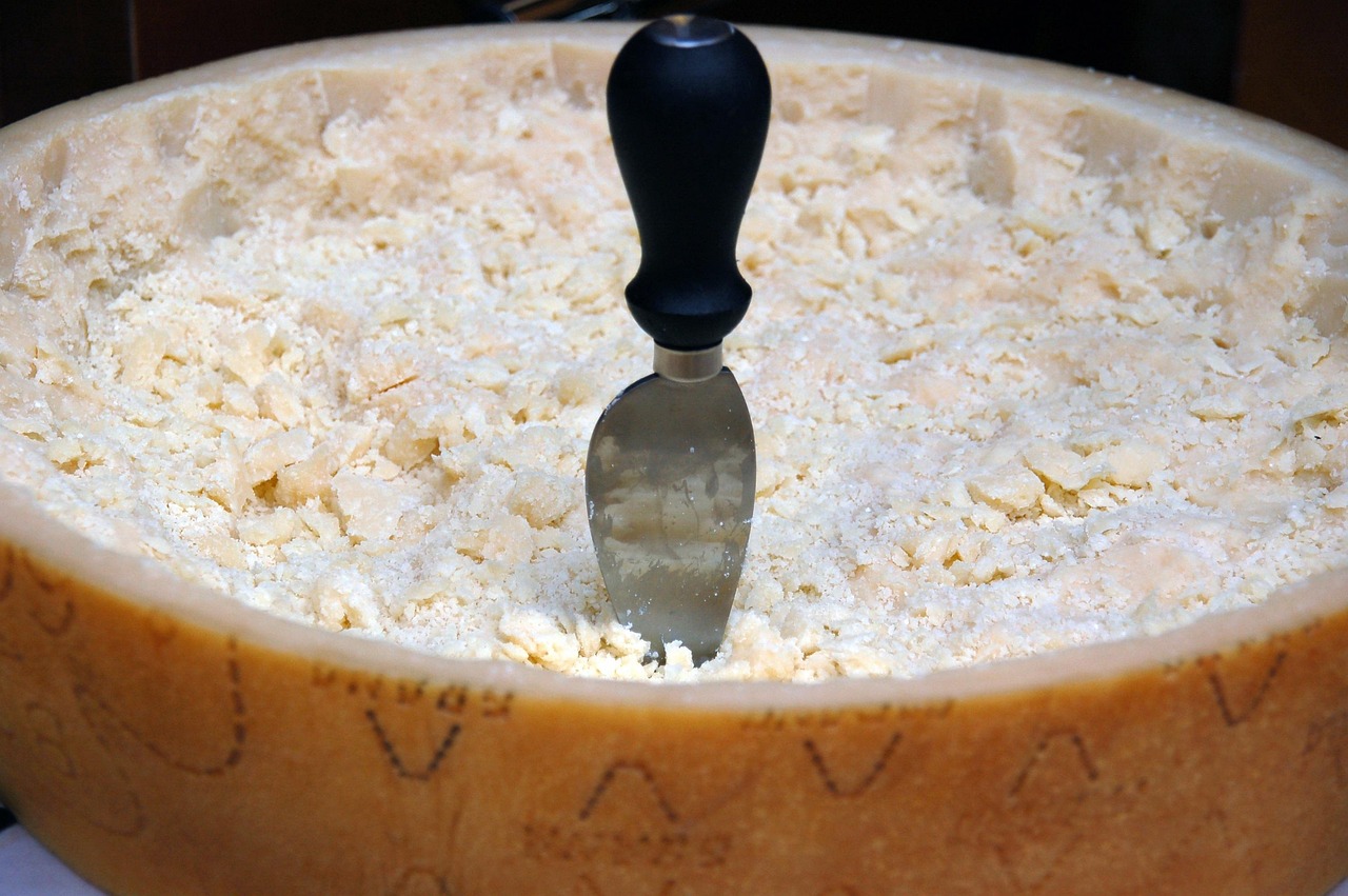 The Slow Death of Authentic Parmigiano (image credits: pixabay)