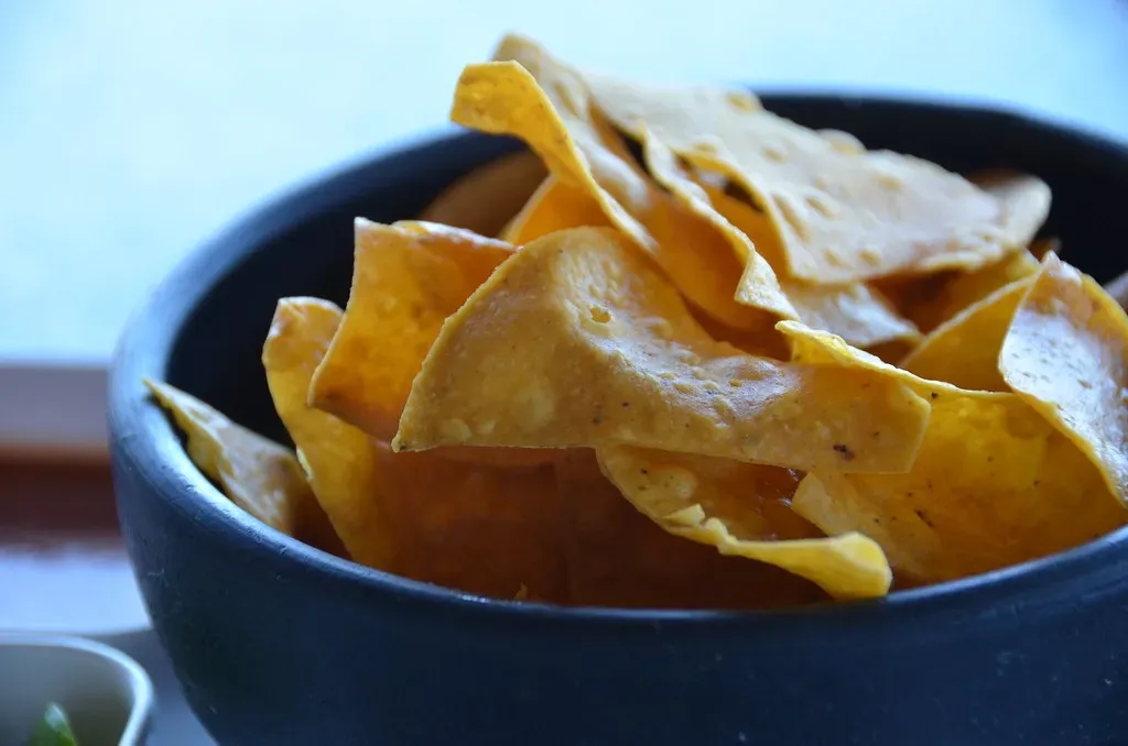 Chips and Salsa or Guacamole (Image Credits: Flickr)