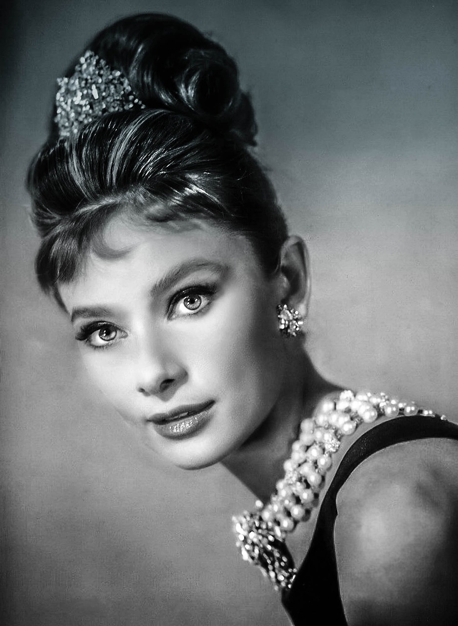 Audrey Hepburn: A Culinary Muse (image credits: pixabay)