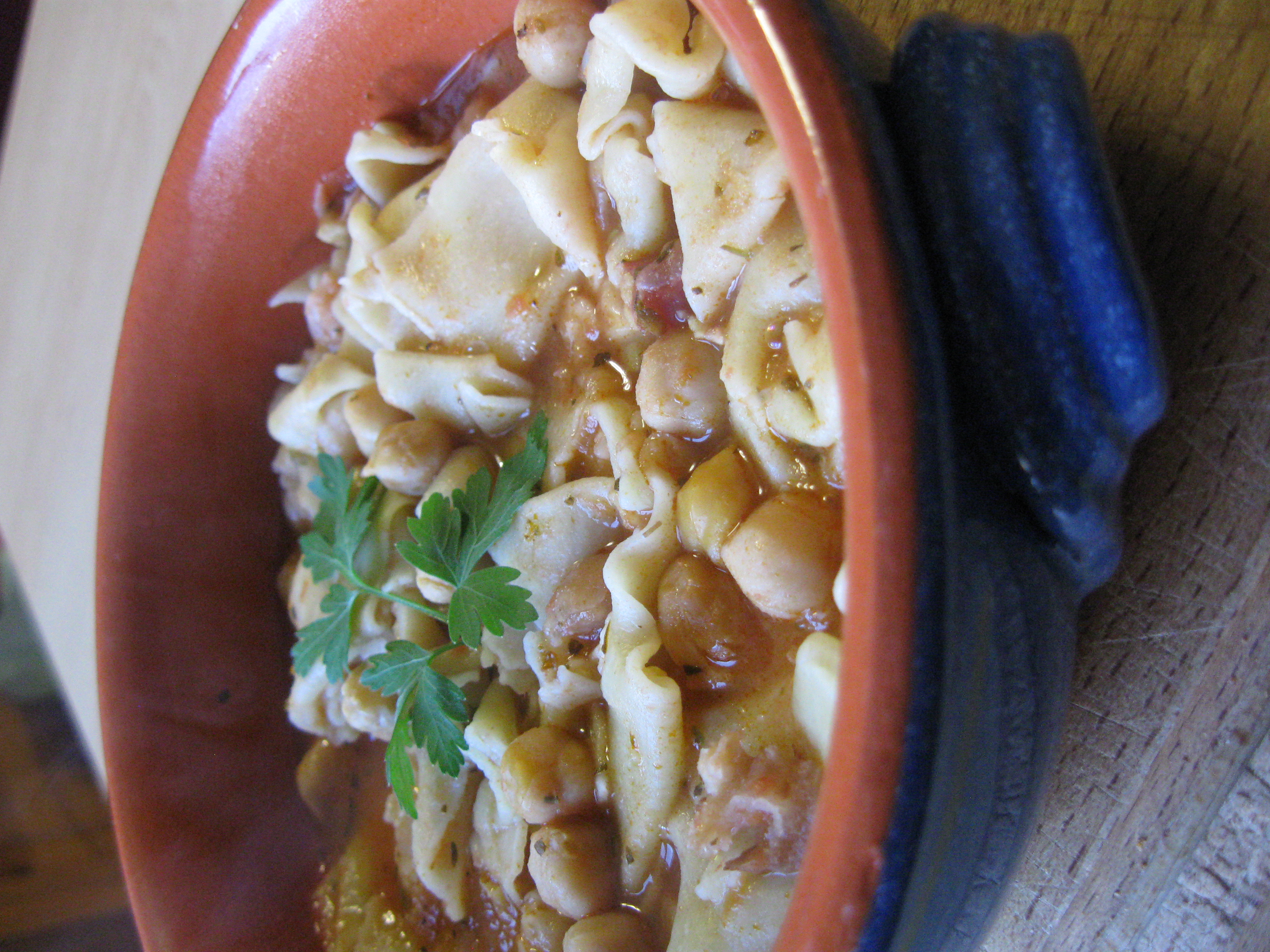 Chickpea Pasta: Protein-Packed Pasta Revolution (image credits: wikimedia)