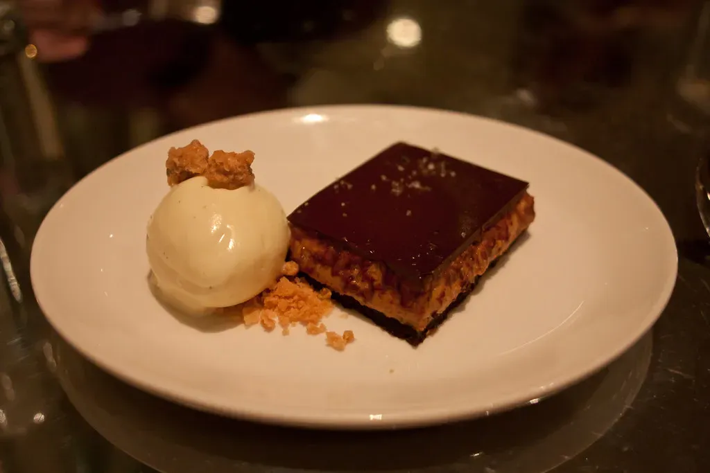 5. Peanut Butter Bars (neil conway, Flickr, CC BY 2.0)