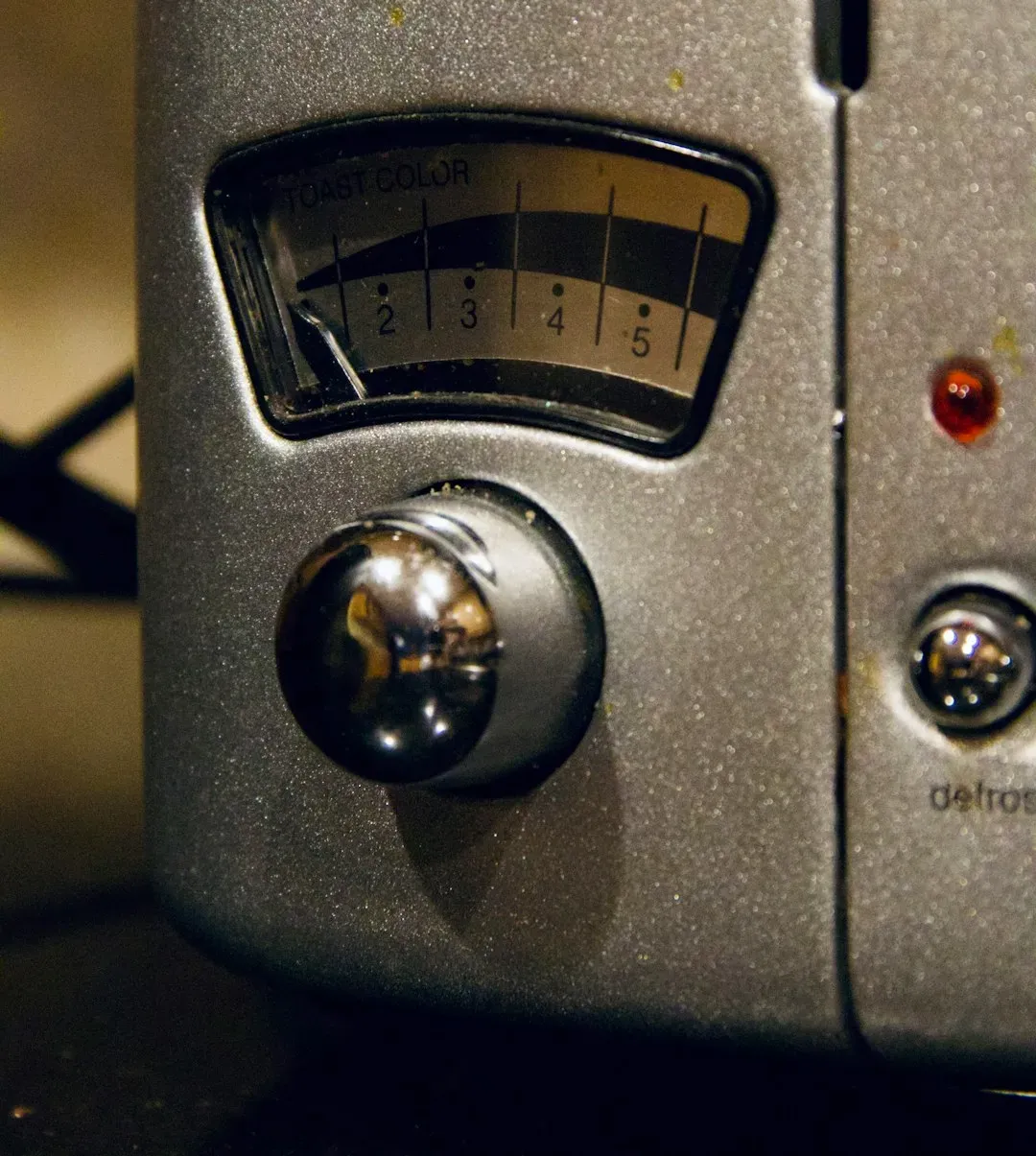 7. Toast-O-Lator Conveyor Toaster (1939–1952) (Image Credits: Unsplash)