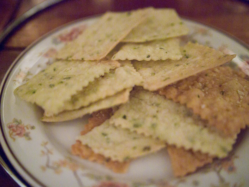 Oyster Crackers - The Soup Companion Gone Wrong (image credits: flickr)