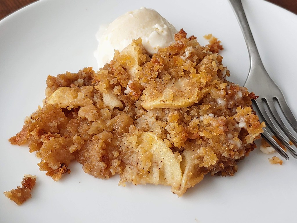 Apple Brown Betty: The Presidential Favorite (Image Credits: Flickr)