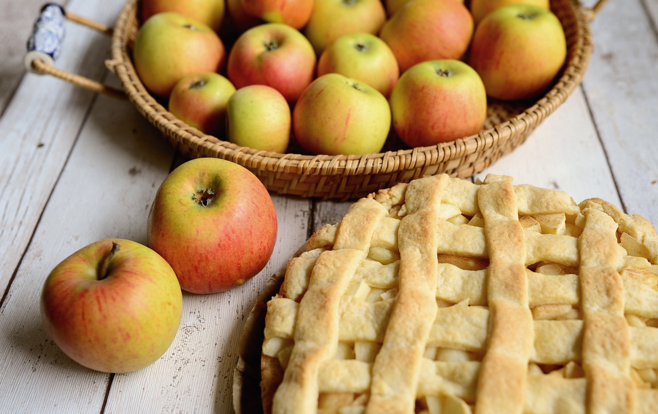 6. Western Apple Pie (image credits: pixabay)