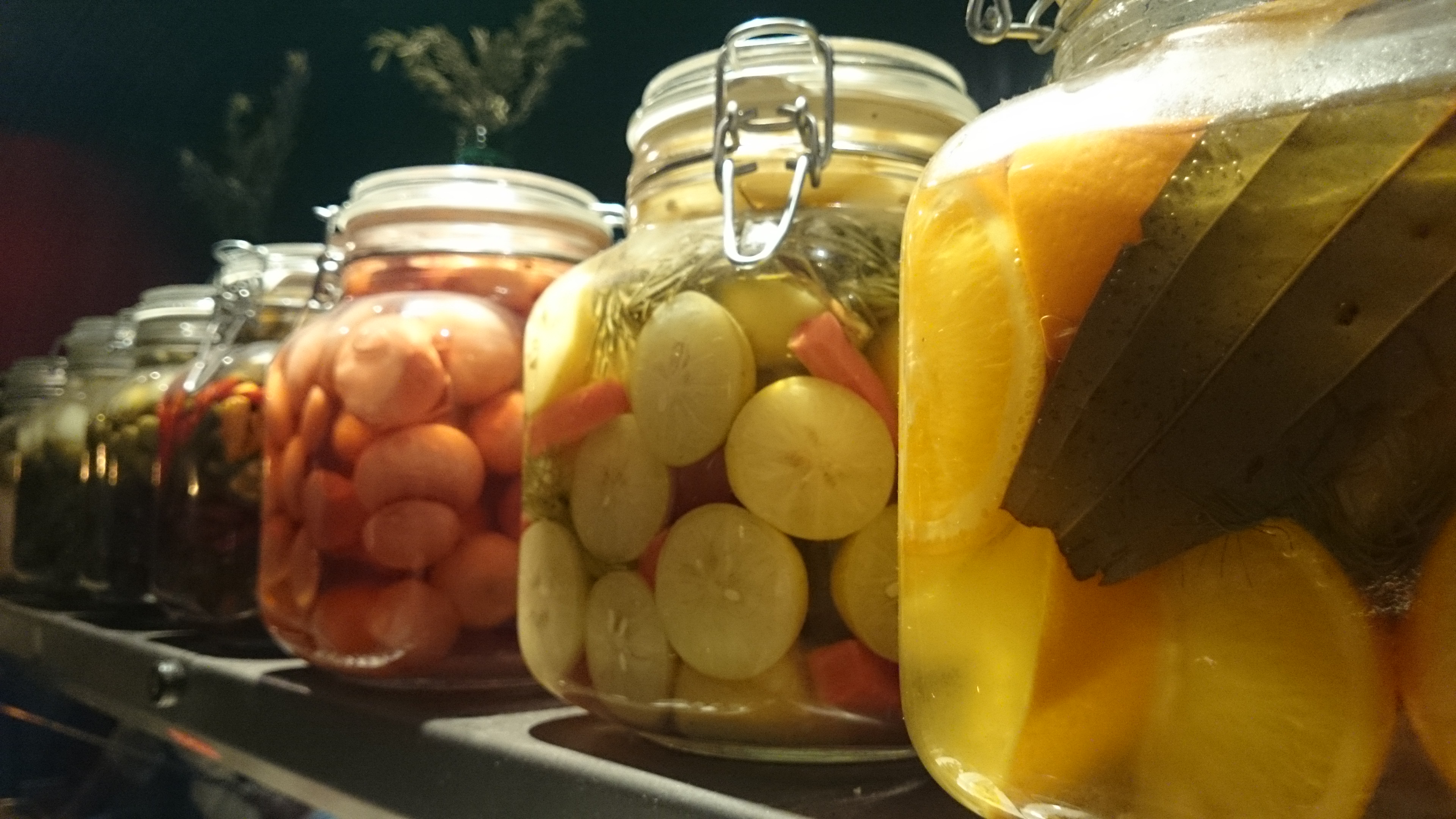 Homemade Pickles (image credits: wikimedia)