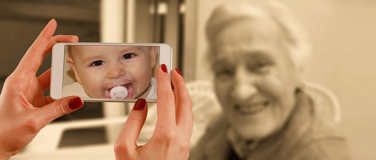 The Role of Age and Lifestyle in Nutritional Needs (image credits: pixabay)