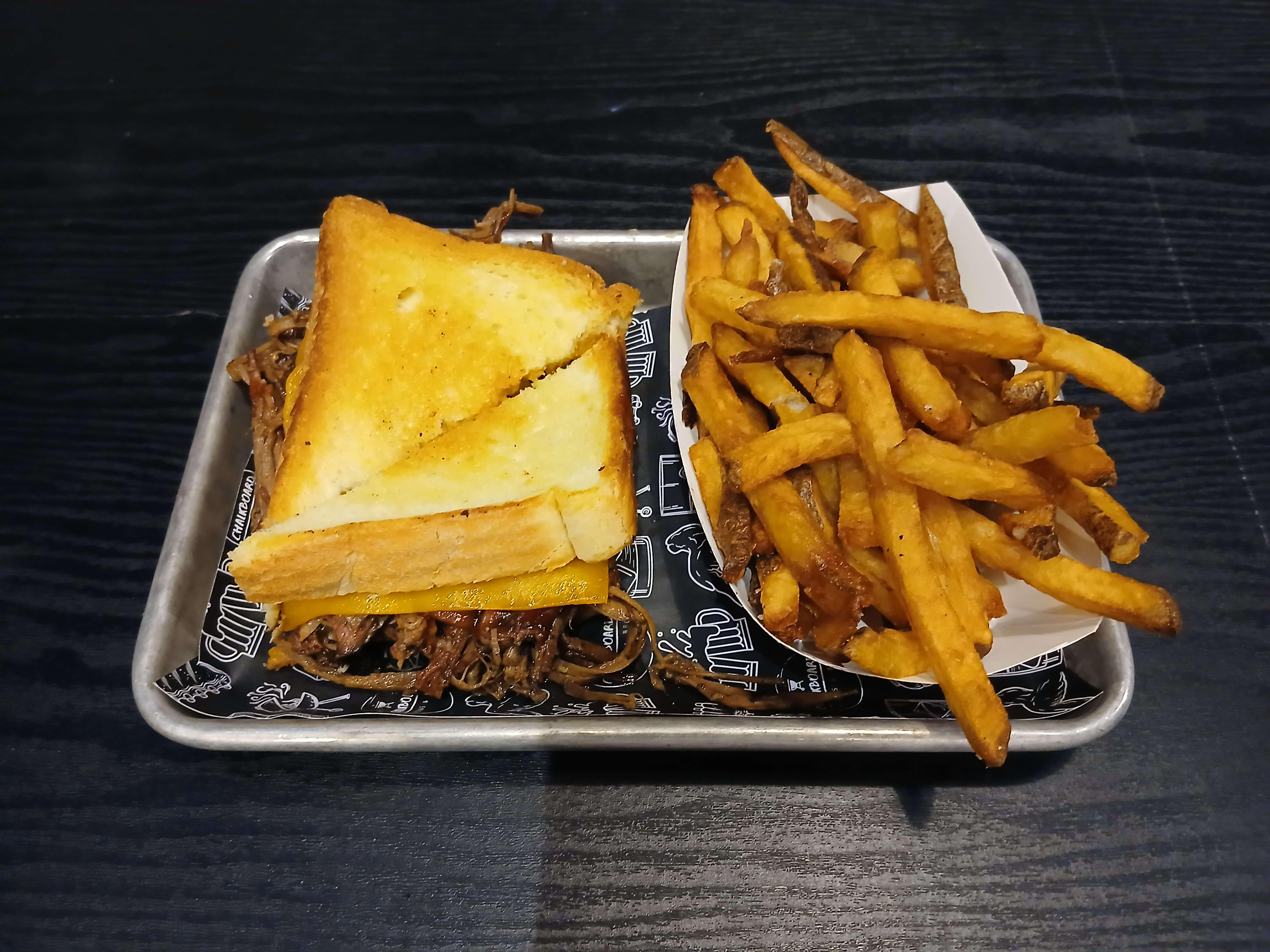 Restaurant Grilled Cheese: A Sodium Minefield (image credits: wikimedia)