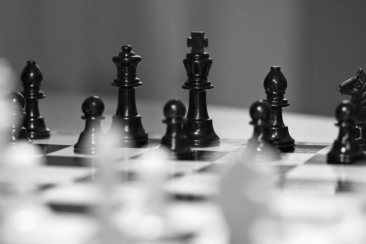 International Competition: The Global Chess Game (image credits: pixabay)