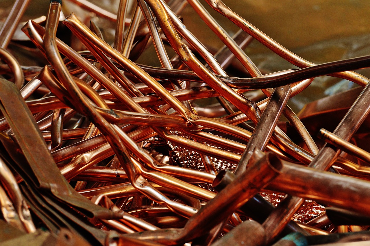 Industrial Metals: The Green Revolution's Backbone (image credits: pixabay)