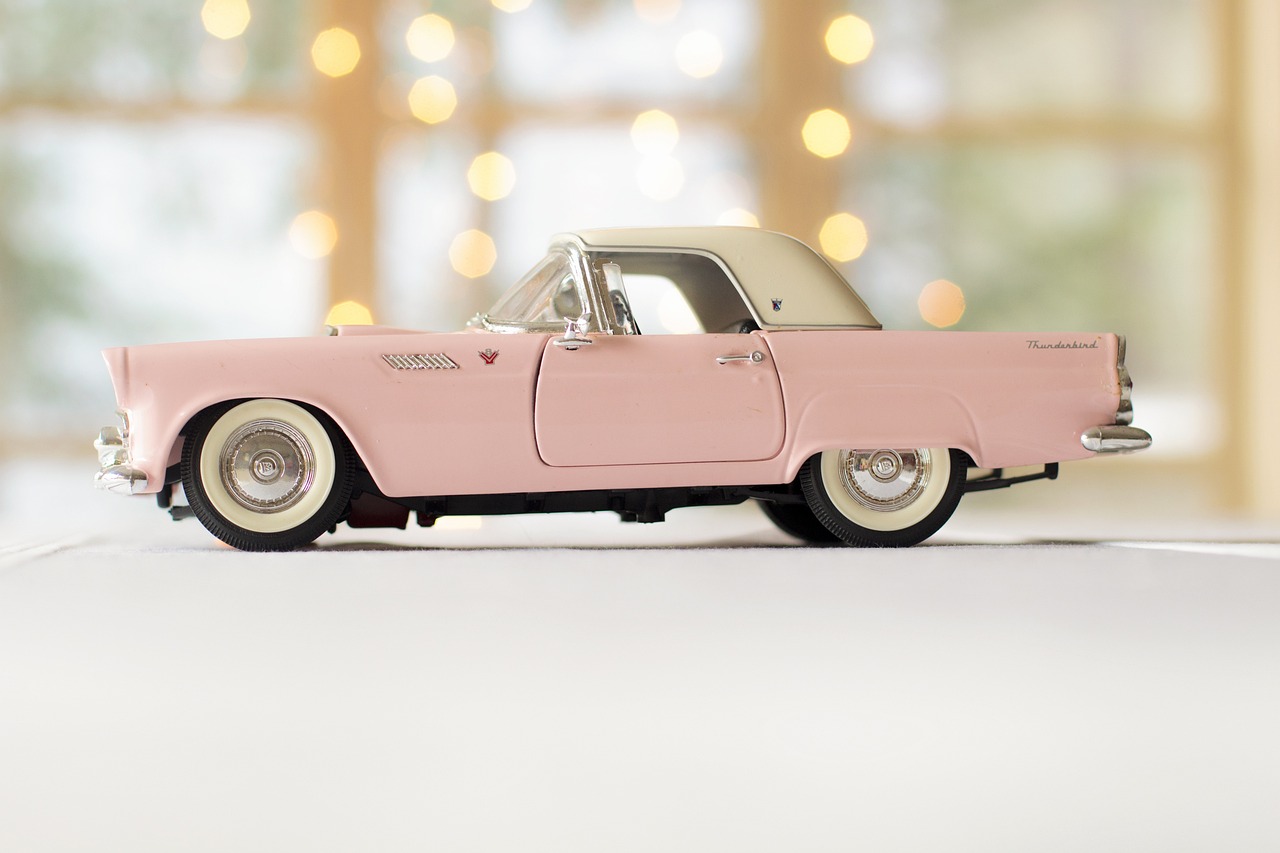 Fine Art and Collectibles (image credits: pixabay)
