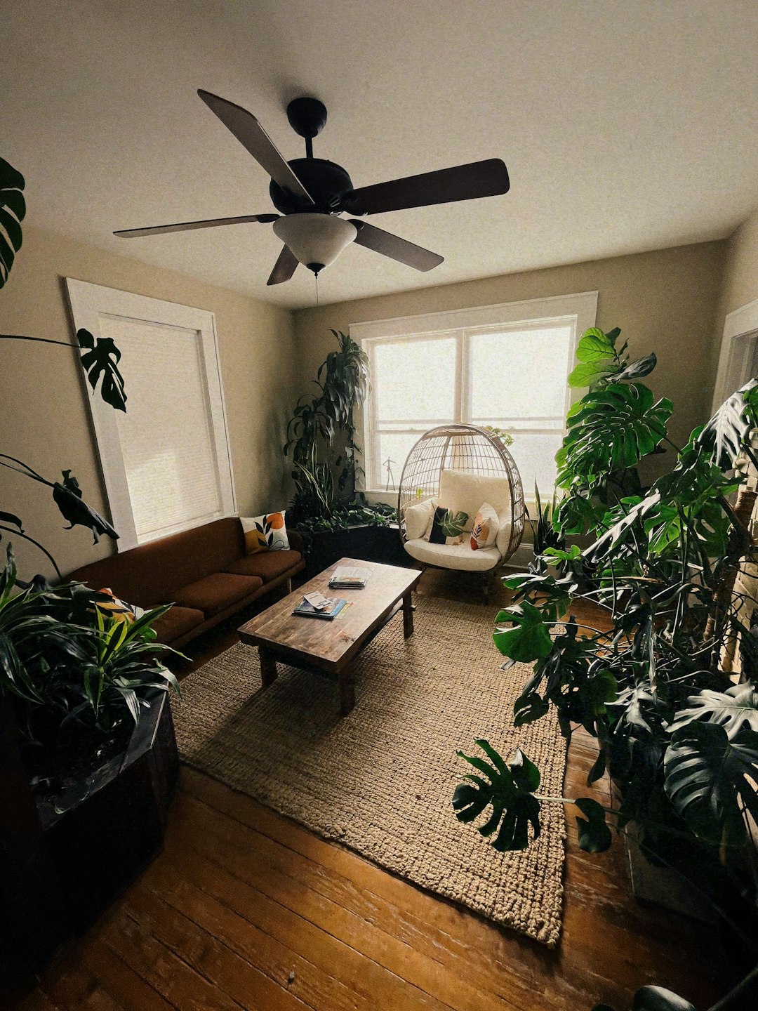 Short-Term Rentals: The Airbnb Gold Rush (image credits: unsplash)