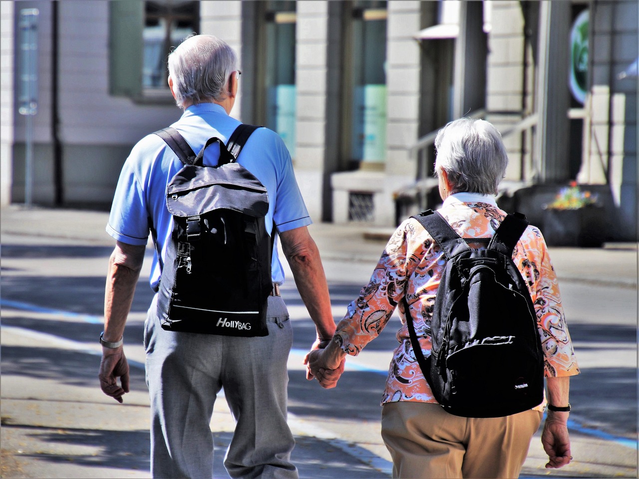 Timing Retirement Contributions Around College Years (image credits: pixabay)