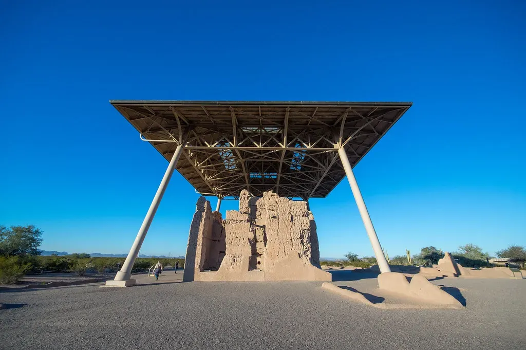 Casa Grande: Arizona's Enigmatic Desert Tower (Image Credits: Flickr)