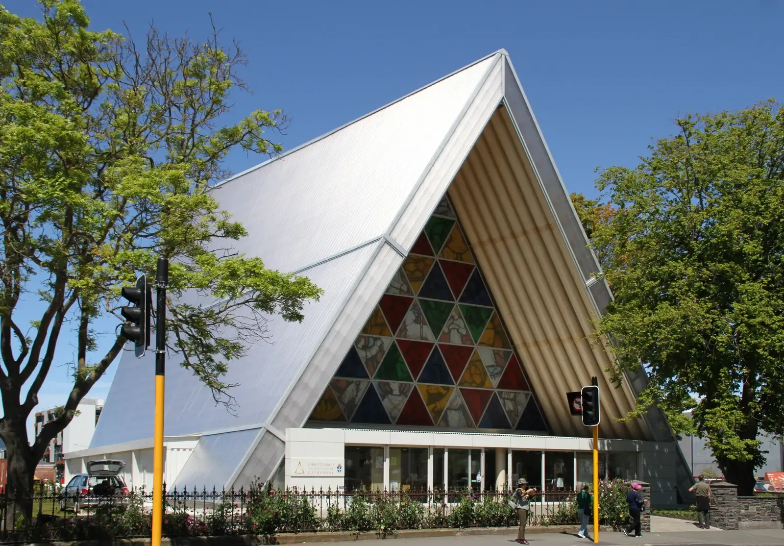 Christchurch's Cardboard Cathedral Keeps Serving (Image Credits: Wikimedia)