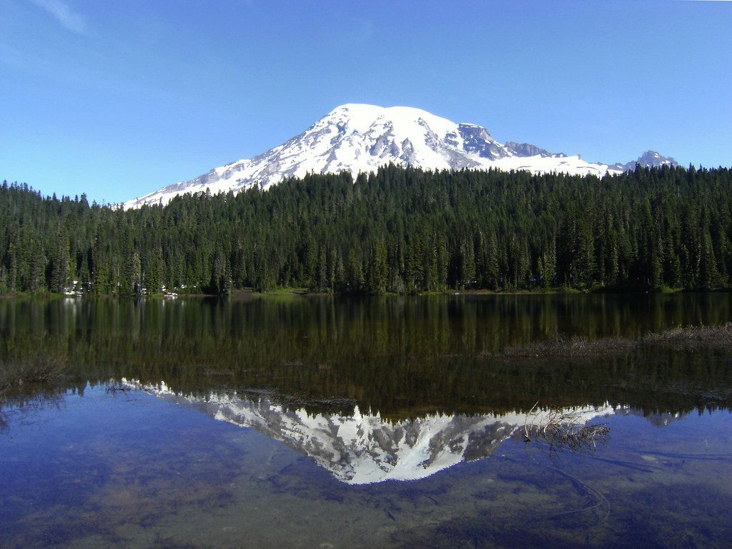 Mount Rainier's Camp Muir Route, Washington (Image Credits: Flickr)