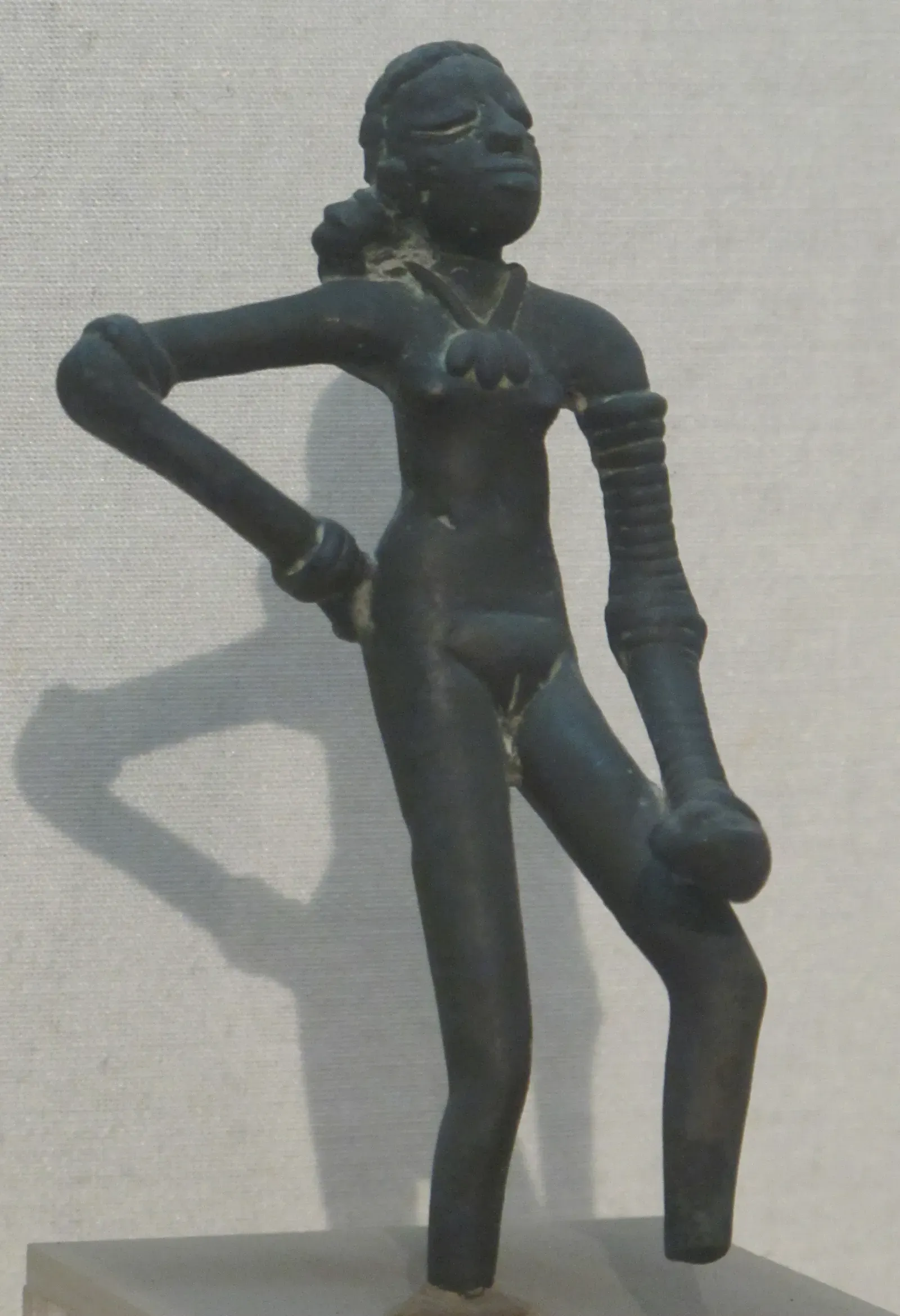 The Dancing Girl That Shocked Archaeologists (Image Credits: Wikimedia)