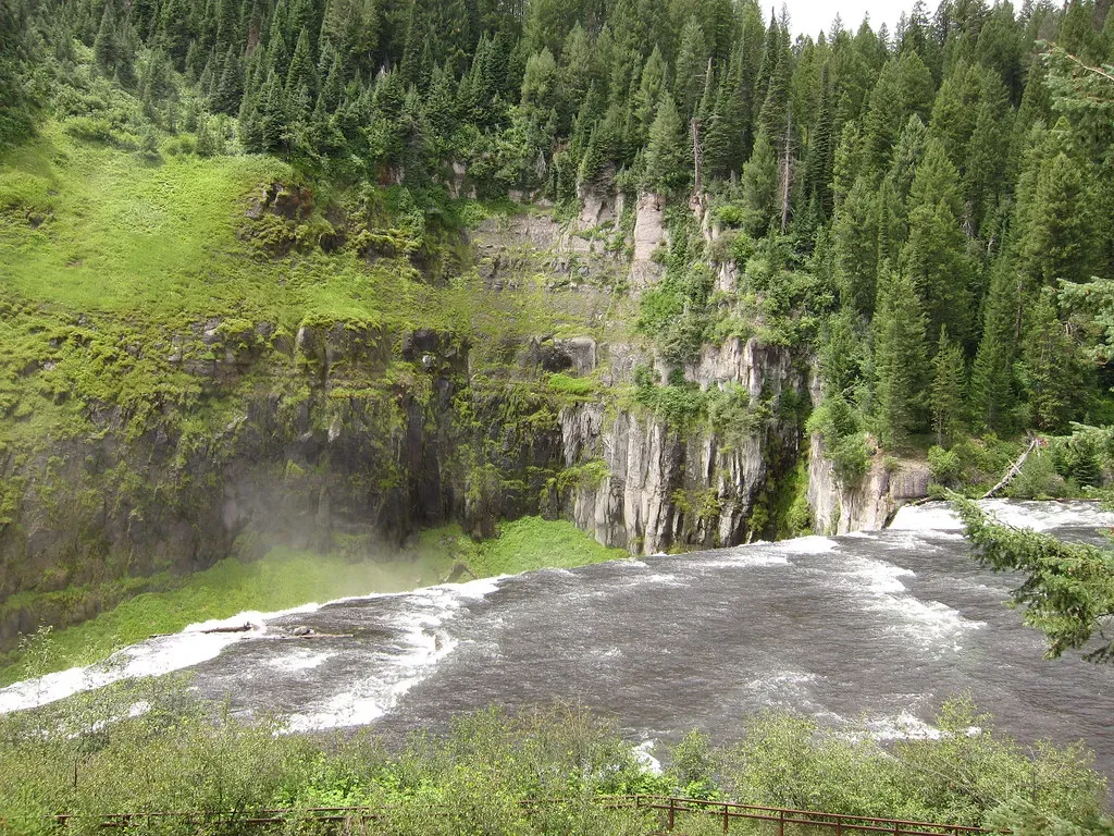Henry's Fork, Idaho (Phliar, Flickr, CC BY-SA 2.0)