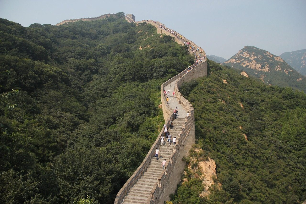 The Great Wall of China: Engineering Across Mountains (Image Credits: Pixabay)