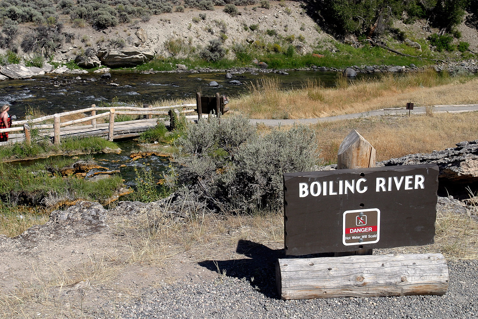 Boiling River: Nature's Perfect Hot Tub (Image Credits: Wikimedia)