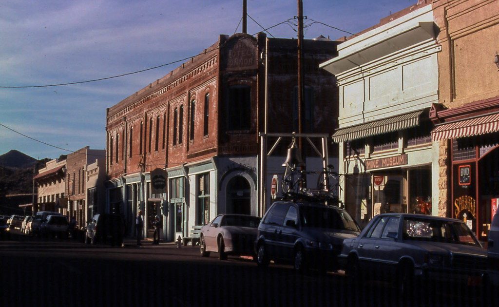 Jerome, Arizona: The Sliding Town That Refused to Die (Image Credits: Flickr)
