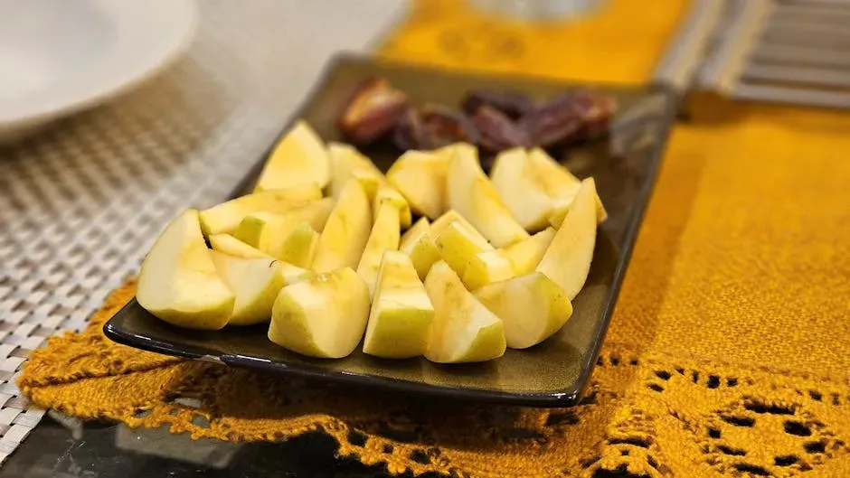 Apples for Natural Freshness (Image Credits: Pexels)