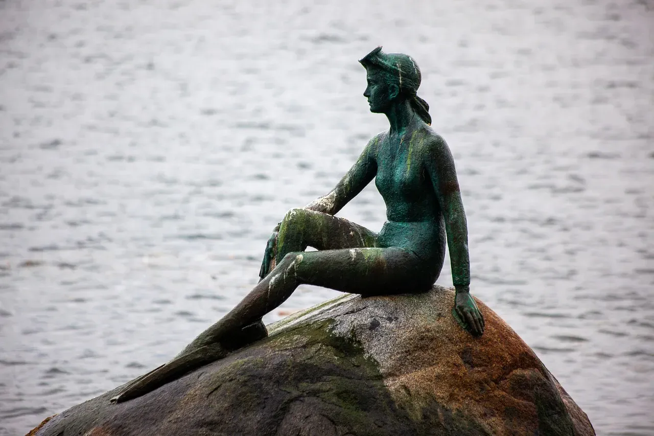 #4: Cancer - The Siren (Image Credits: Pixabay)