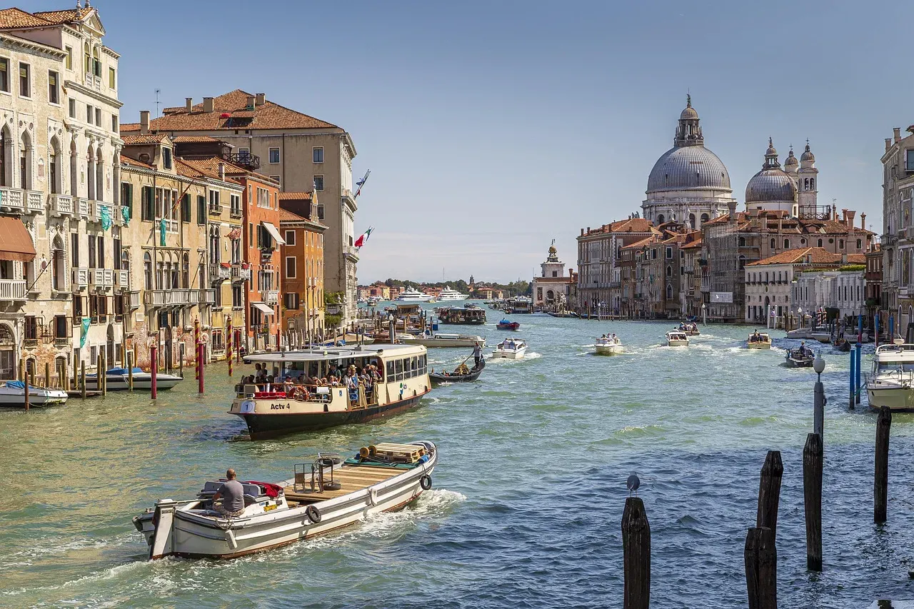 Venice, Italy (Image Credits: Pixabay)