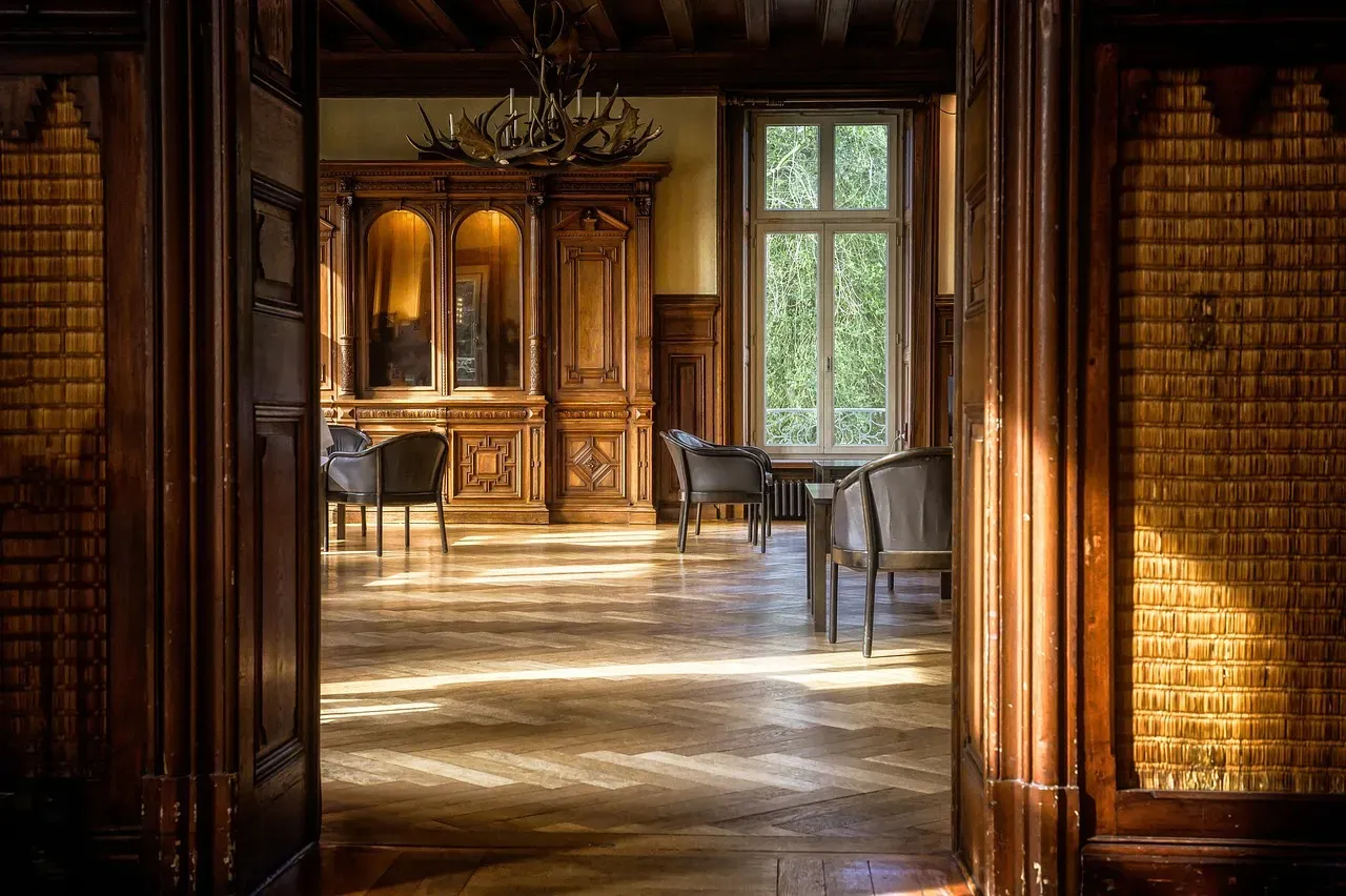Use Sunlight and Temperature as Natural Weapons (Image Credits: Pixabay)