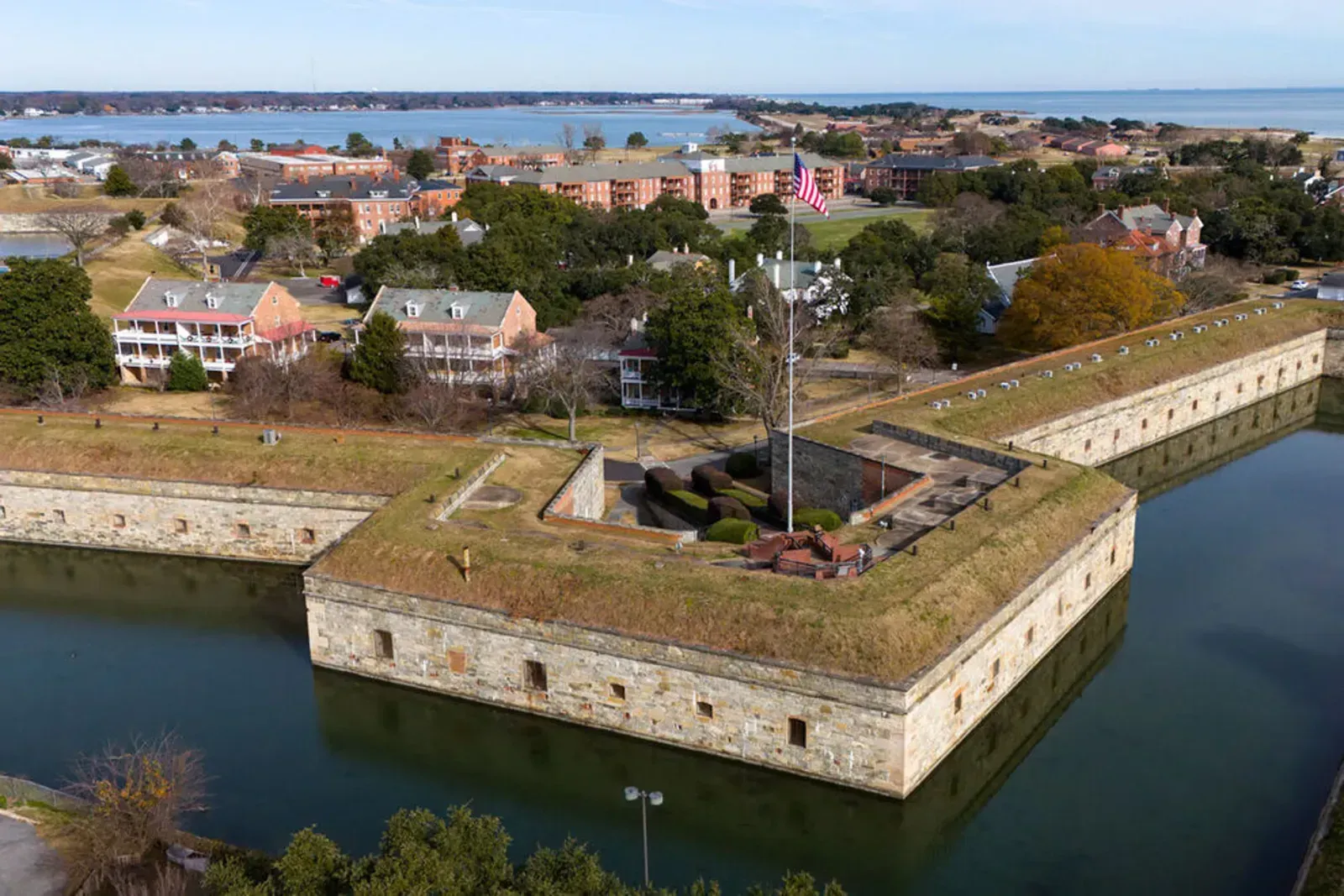 Fort Monroe: Guardian of Hampton Roads (Image Credits: Source: 10bestmedia.com/I)