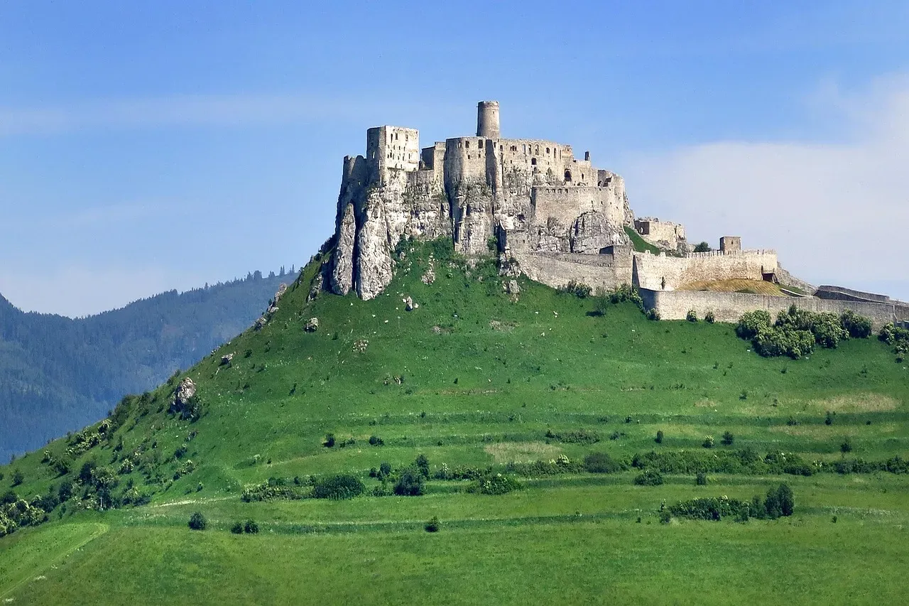 Spis Castle, Slovakia (Image Credits: Pixabay)