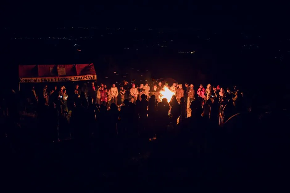 Fire's Influence on Social Structures (Image Credits: Pexels)