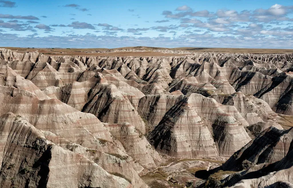 Badlands National Park: Layers of Time Exposed (Image Credits: Flickr)