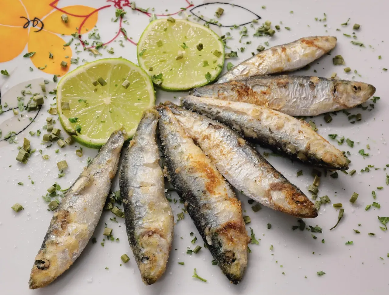 9. Sardines and Anchovies: The Tiny Fish With Enormous Benefits (Image Credits: Pixabay)