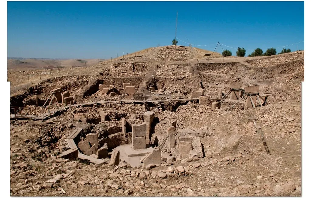 Göbekli Tepe and the Dawn of Complex Societies (tonynetone, Flickr, CC BY 2.0)