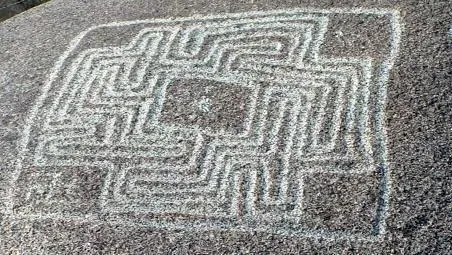 Hemet Maze Stone (Image Credits: Wikimedia)