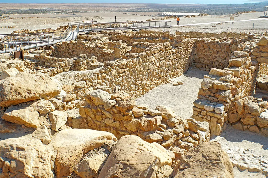 Ancient Settlements: Bird and Insect Nest Patterns (Image Credits: Flickr)