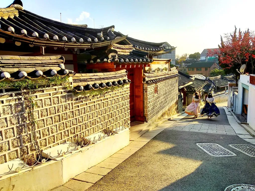 Ancient Korean Villages: Mountains Made Manifest (Image Credits: Flickr)