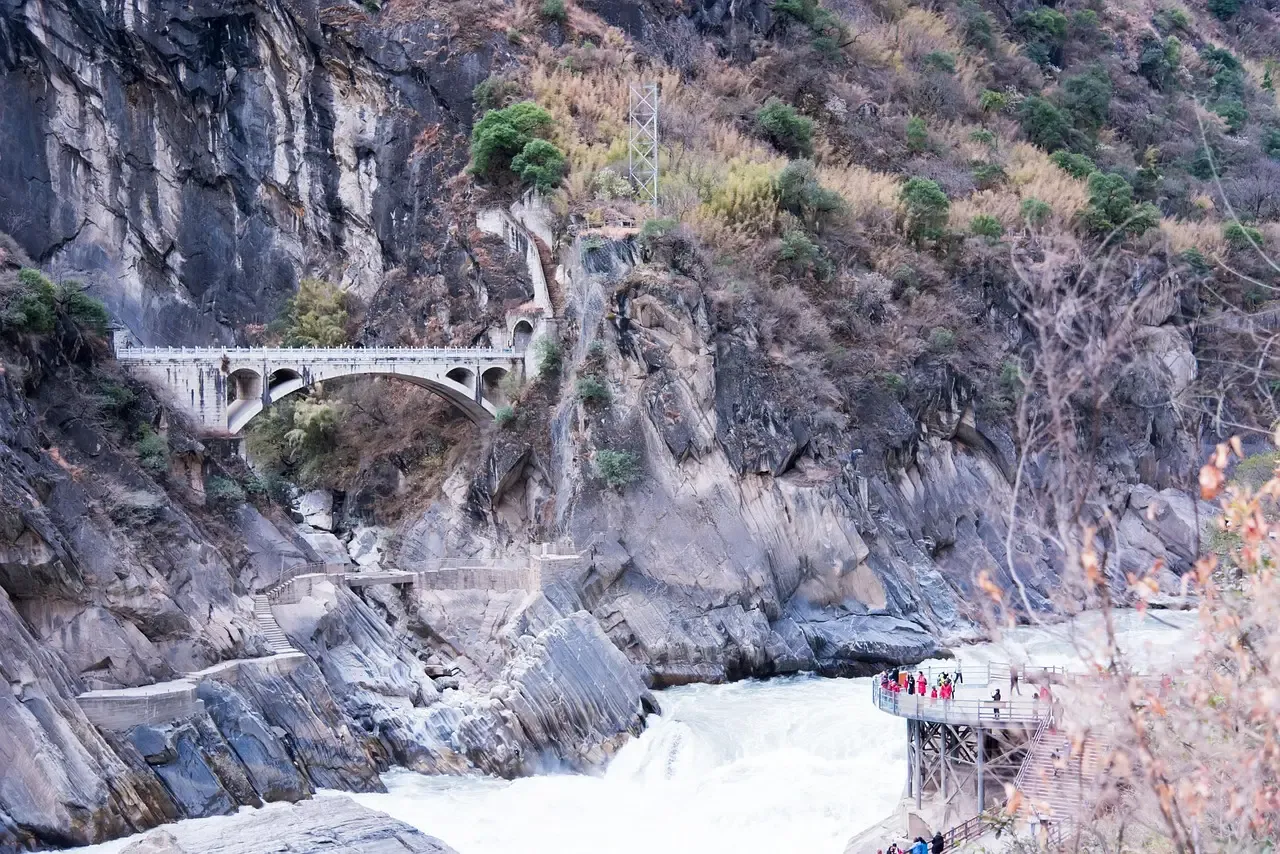 Tiger Leaping Gorge: China's Legendary Pass (Image Credits: Pixabay)