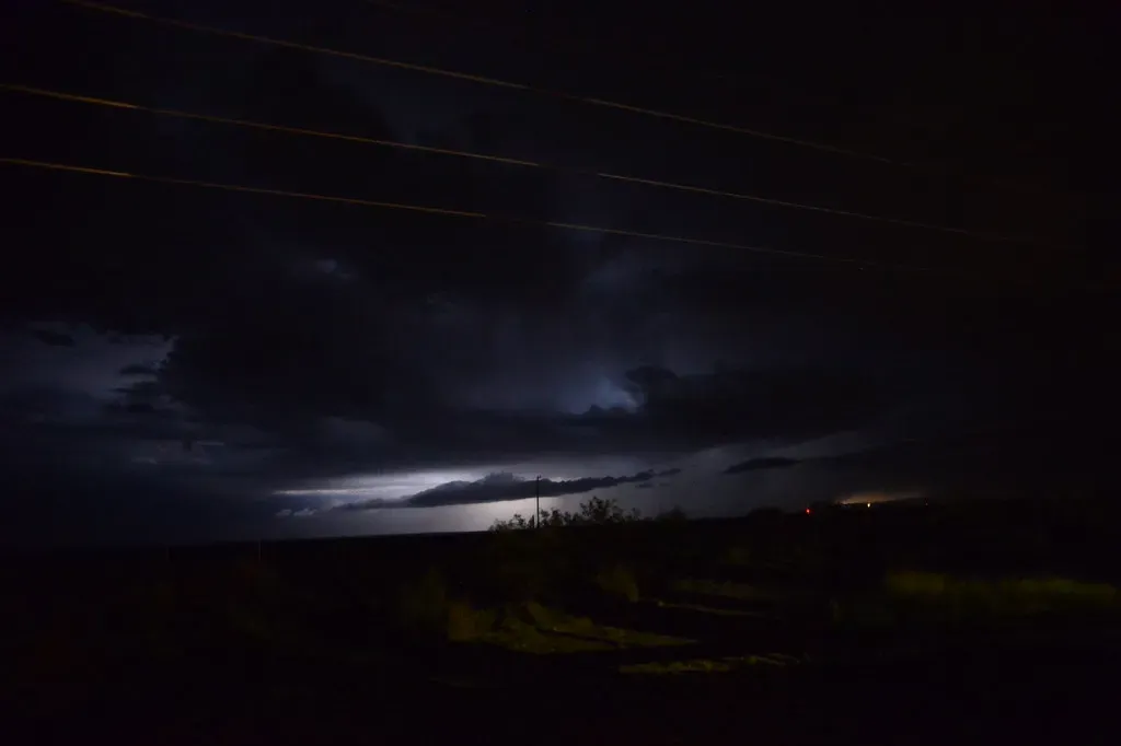 The Marfa Lights: Desert Phantoms of West Texas (Image Credits: Flickr)