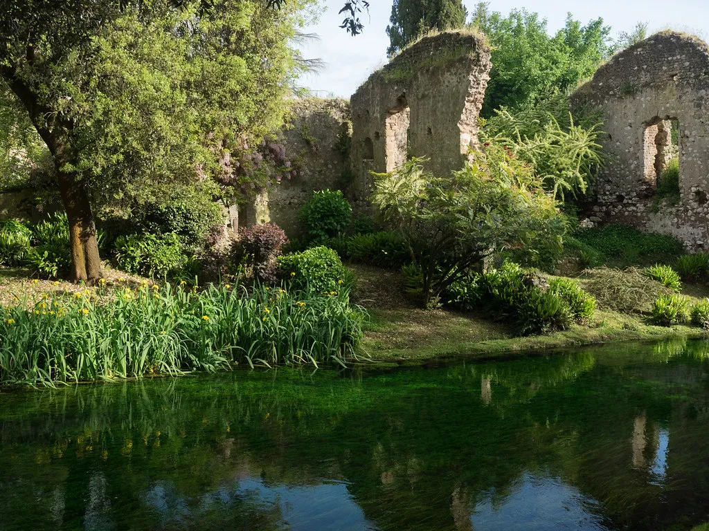 Giardino di Ninfa, Italy (harald.brendel, Flickr, CC BY 2.0)