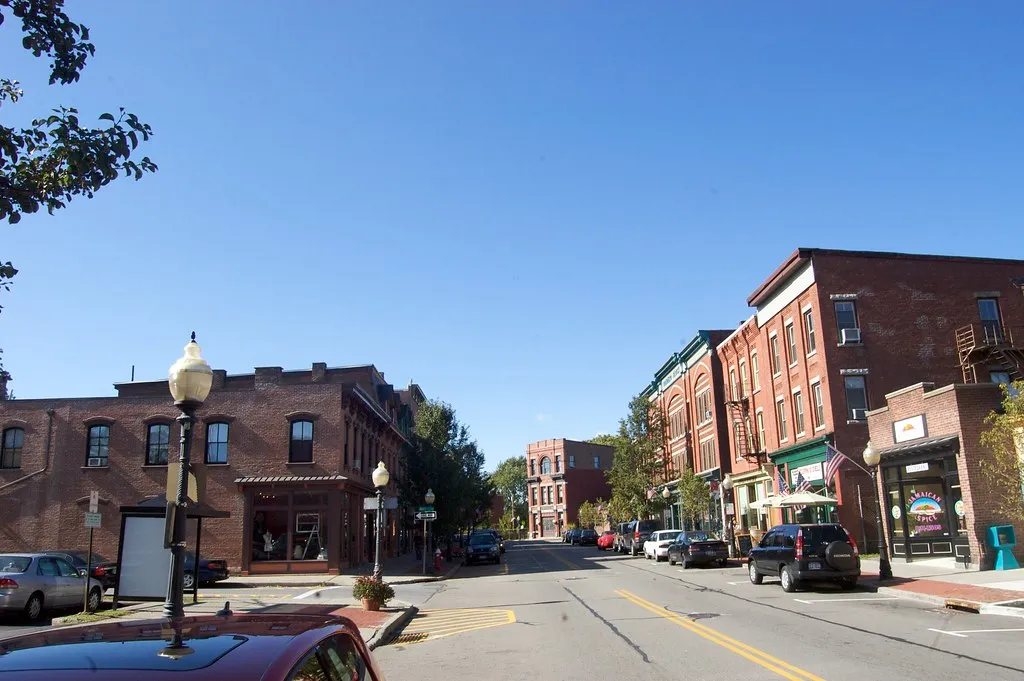 #7 - Beacon, New York: The Art Detour That Won't Let Go (photomagnon, Flickr, CC BY-SA 2.0)
