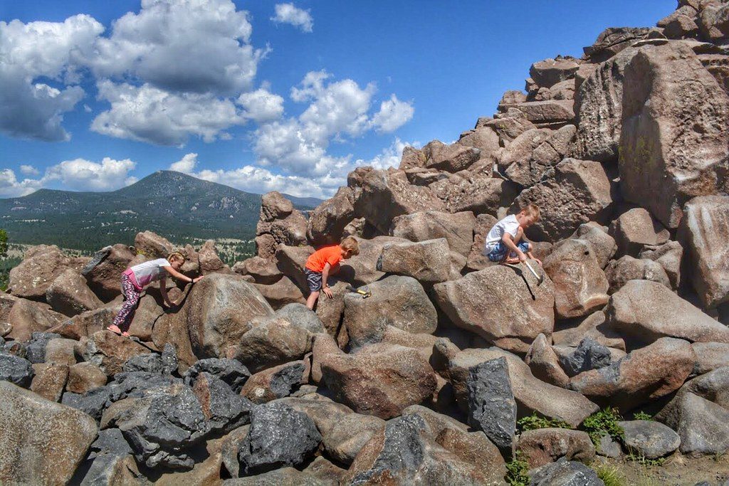 Ringing Rocks Park - Pennsylvania's Musical Stone Orchestra (Image Credits: Flickr)