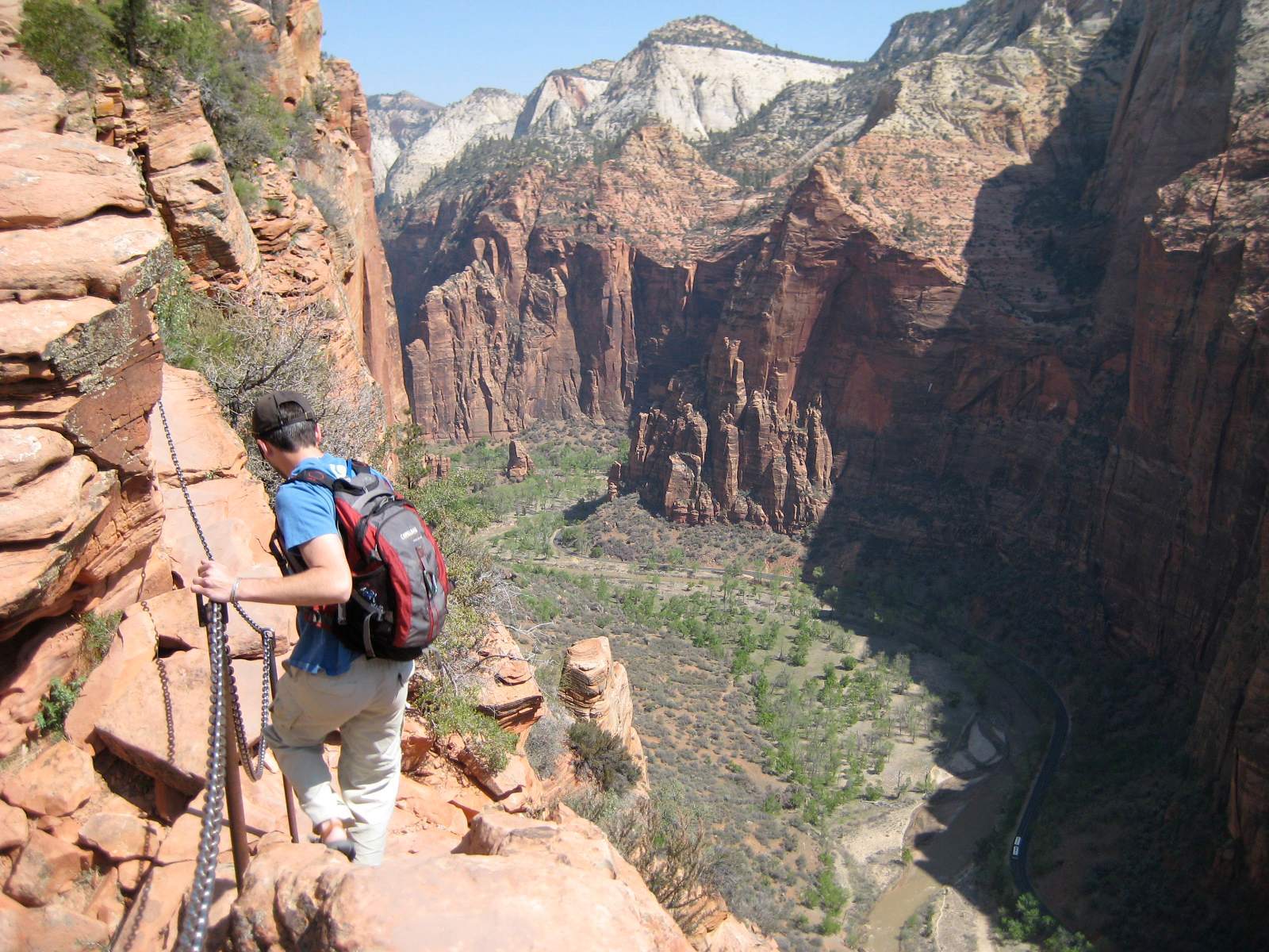 Angels Landing, Zion National Park, Utah (Image Credits: Wikimedia)
