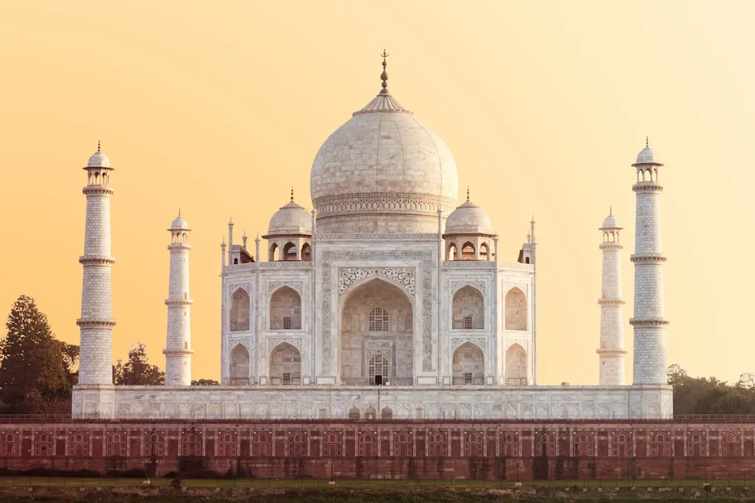 8. The Taj Mahal, India - A Monument to Love Written in Marble (Image Credits: Unsplash)