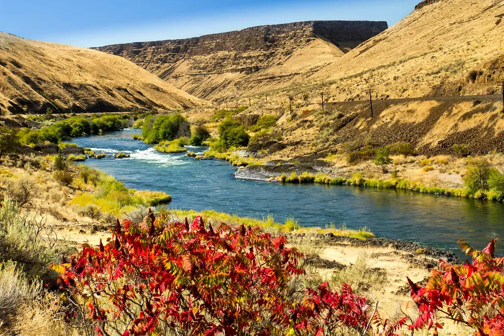 Deschutes River, Oregon (Image Credits: Flickr)