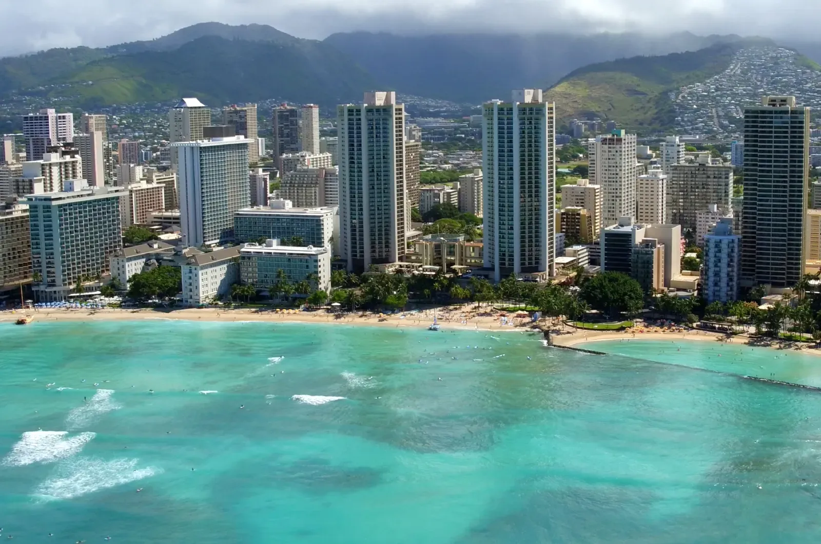 Honolulu, Hawaii (Image Credits: Wikimedia)