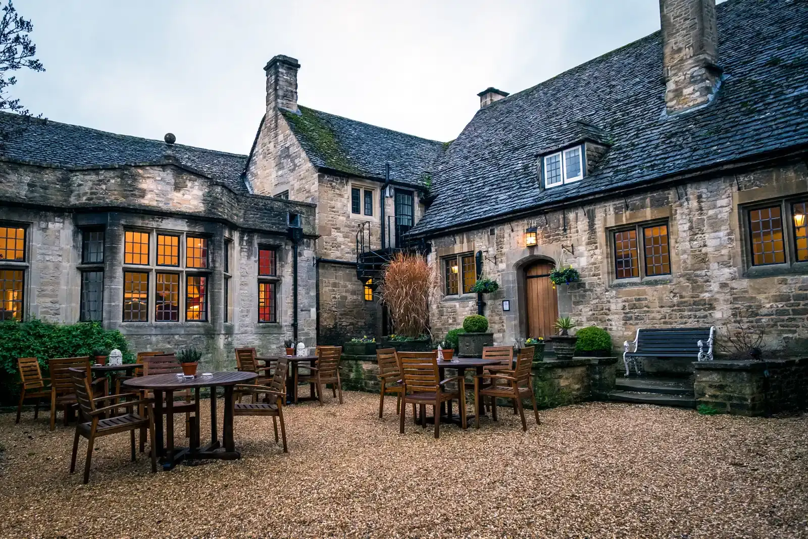 Cancer: Cozy Comfort in the Cotswolds (Image Credits: Wikimedia)